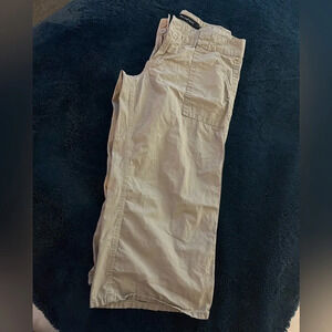 Calvin Klein Women’s Cargo Capri Shorts